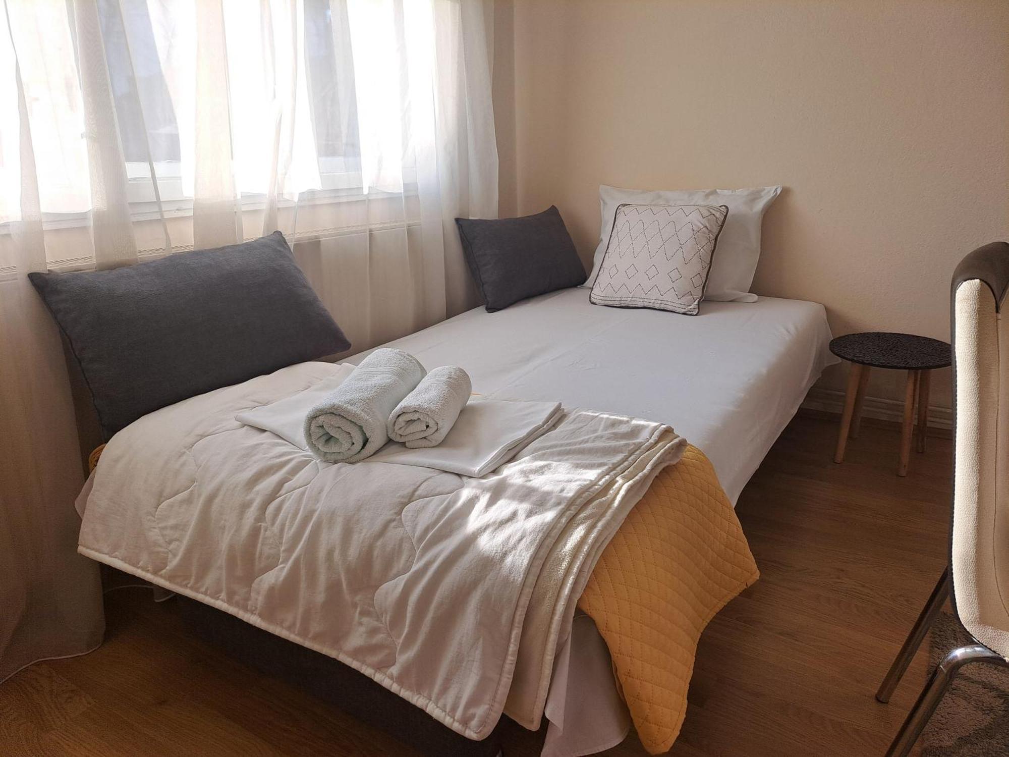 Haus Apartman Zaječar M&L Zimmer foto
